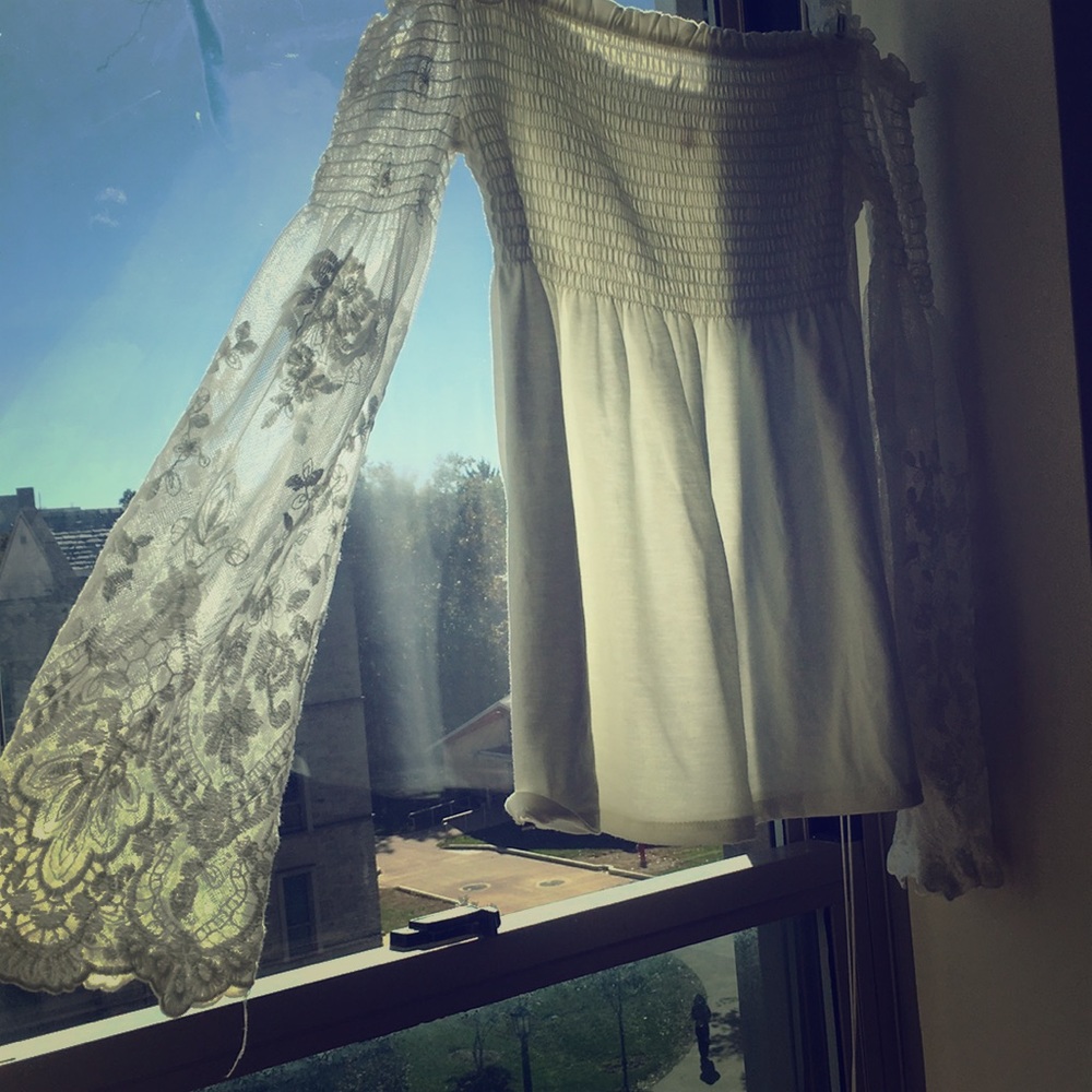 Off-shoulder lace white blouse